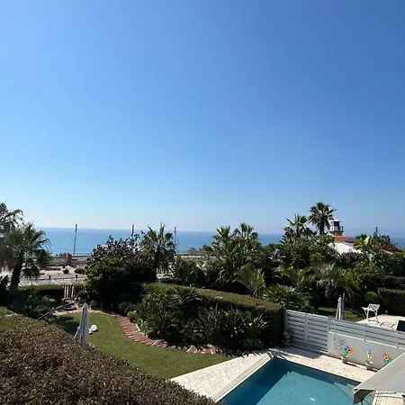 Apartman Faros Luxury Perivólia