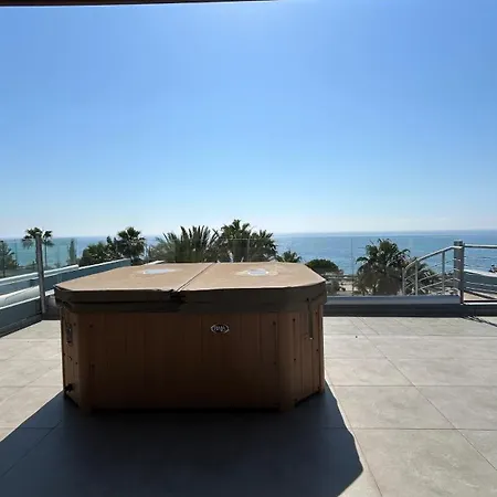 Appartement Faros Luxury Perivólia